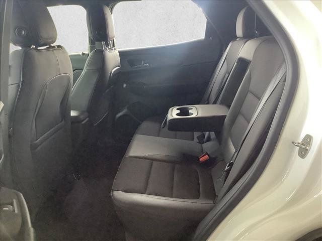 Used 2023 Chevrolet TrailBlazer RS w/ Technology Package FWD image 16