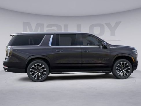 New 2026 Chevrolet Suburban High Country w/ Sun And Tow Package AWD/4WD image 6