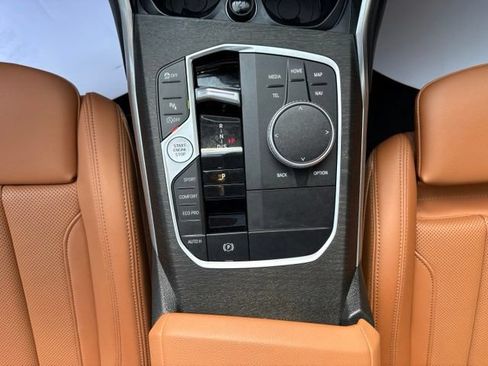 Used 2023 BMW 330i xDrive Sedan w/ Driving Assistance Package AWD/4WD image 13
