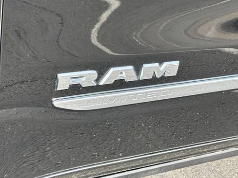 Used 2025 RAM 1500 Limited AWD/4WD image 11