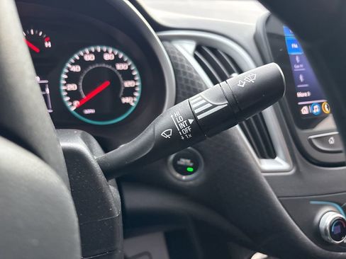 Used 2024 Chevrolet Malibu LT image 49