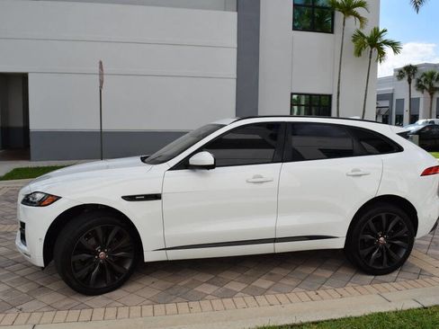 Used 2019 Jaguar F-PACE R-Sport AWD/4WD image 4