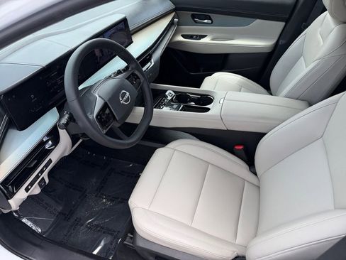 Used 2025 Nissan Murano SL AWD/4WD image 10