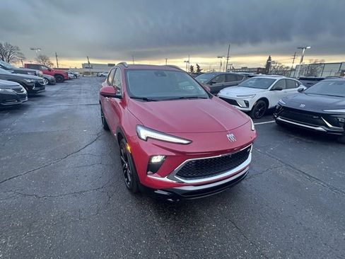 Used 2026 Buick Encore GX Sport Touring w/ Advanced Technology Package image 7