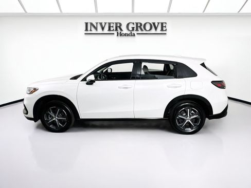 Used 2025 Honda HR-V EX-L image 8