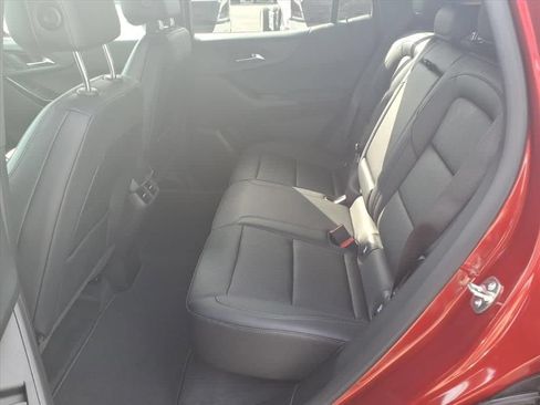 New 2027 Chevrolet Equinox LT w/ Convenience Package II FWD image 17