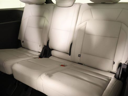 New 2026 Lincoln Navigator Premiere AWD/4WD image 13