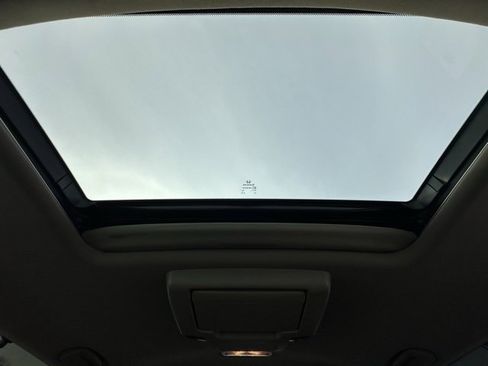 Used 2019 Honda Pilot Touring image 18