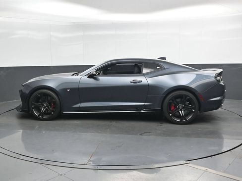 Used 2023 Chevrolet Camaro SS RWD image 9