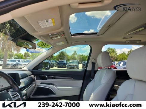 Certified 2024 Kia Telluride S w/ S Sunroof Package FWD image 22