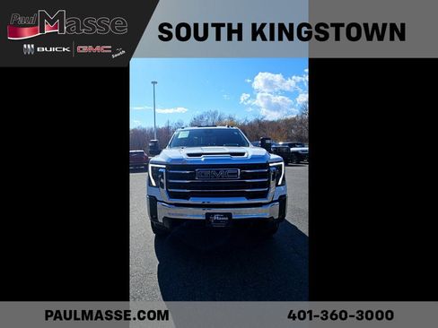 Used 2024 GMC Sierra 2500 SLE w/ Preferred Package AWD/4WD image 10
