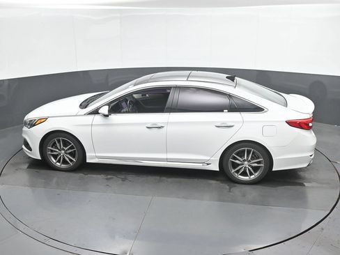 Used 2015 Hyundai Sonata Sport 2.0T w/ Option Group 07 FWD image 30