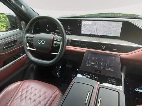 Certified 2025 INFINITI QX80 Autograph AWD/4WD image 14