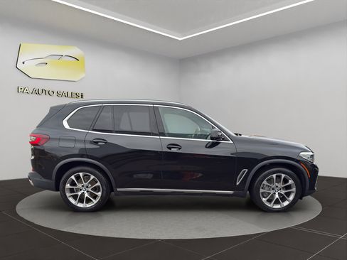 Used 2021 BMW X5 xDrive40i w/ Premium Package image 8