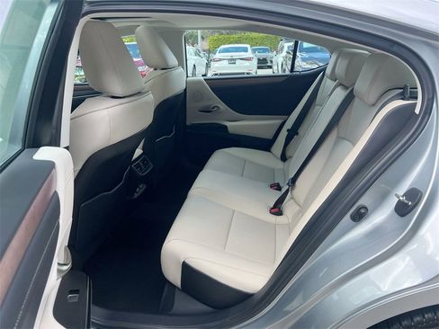 Certified 2024 Lexus ES 350 w/ Premium Package image 19