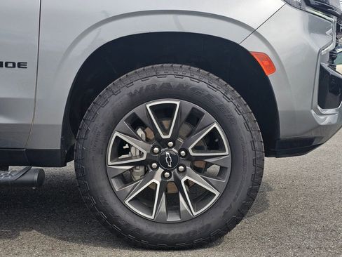 Certified 2023 Chevrolet Tahoe Z71 w/ Off-Road Capability Package AWD/4WD image 9