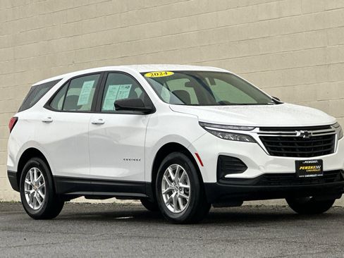 Used 2024 Chevrolet Equinox LS w/ LPO, Cargo Package image 2