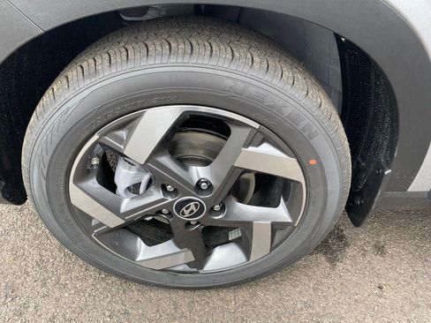 New 2026 Hyundai Venue SEL FWD image 9