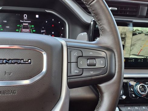 Used 2023 GMC Sierra 1500 Denali AWD/4WD image 33