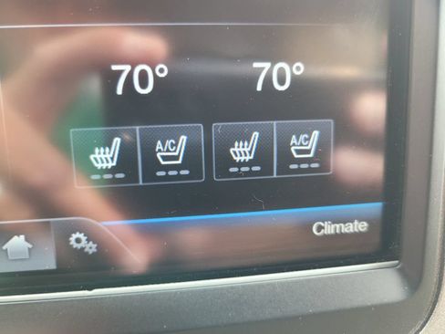 Used 2016 Ford F350 Lariat w/ Chrome Package AWD/4WD image 43