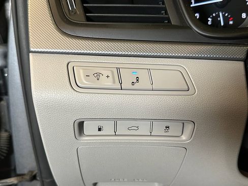 Used 2019 Hyundai Sonata SE w/ Cargo Package image 18