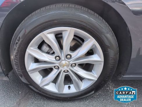 Used 2025 Chevrolet Malibu LT FWD image 13