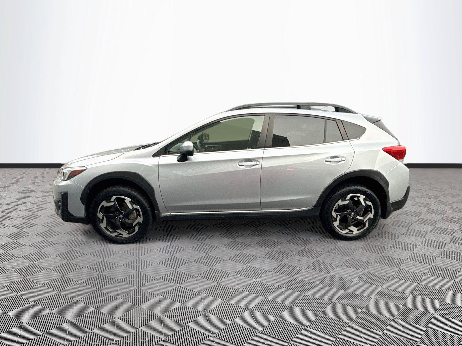 Used 2022 Subaru Crosstrek 2.5i Limited w/ Moonroof Package 2 AWD/4WD image 4