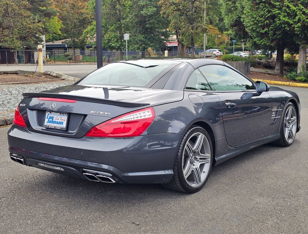 Used 2015 Mercedes-Benz SL 63 AMG image 5