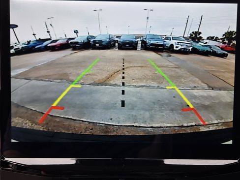 Used 2024 Ford Expedition XLT image 13