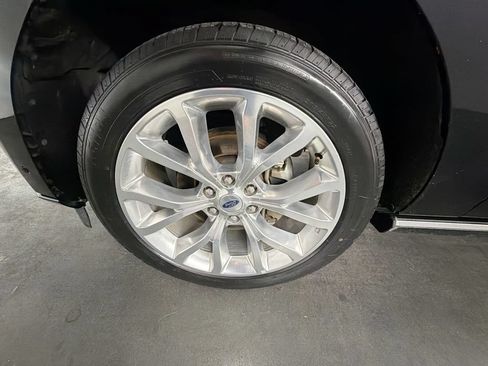 Used 2019 Ford Expedition Platinum RWD image 33