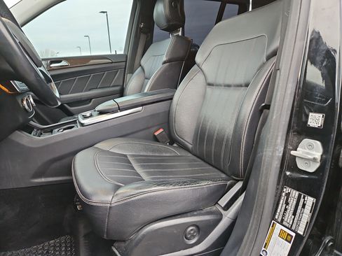 Used 2015 Mercedes-Benz GL 450 GL 450 image 17