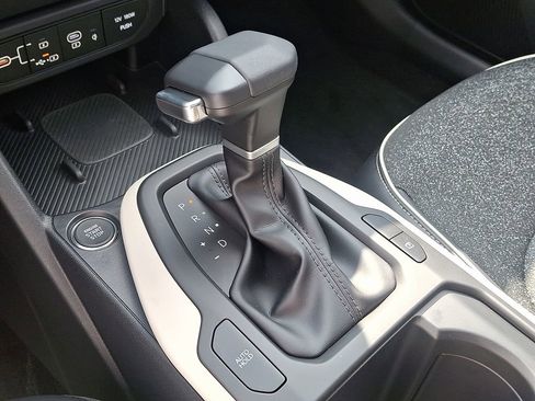 New 2025 Kia K4 GT-Line w/ GT-Line Sunroof Package image 13