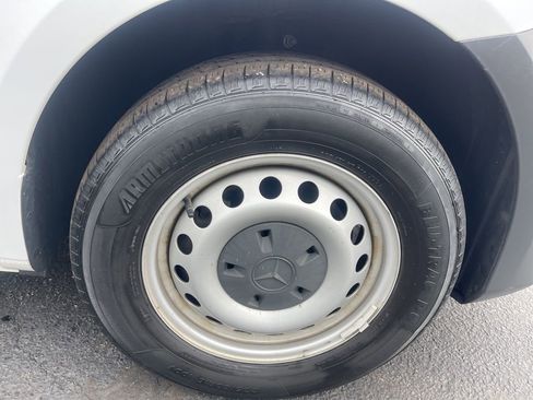 Used 2022 Mercedes-Benz Metris image 26