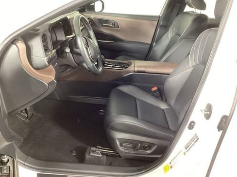 Used 2024 Toyota Crown w/ Advanced Technology Package AWD/4WD image 10