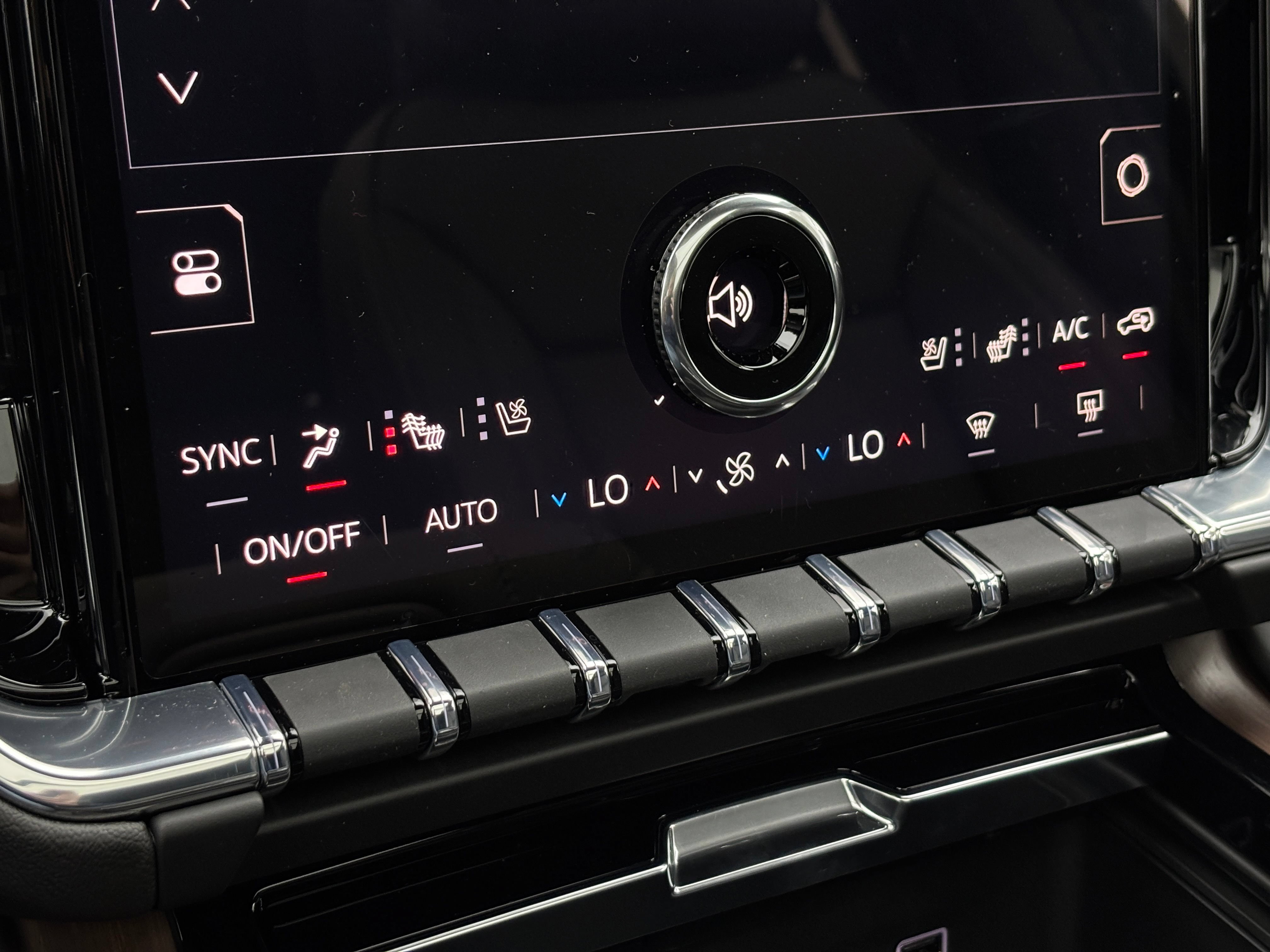 New 2026 GMC Yukon Denali AWD/4WD image 34