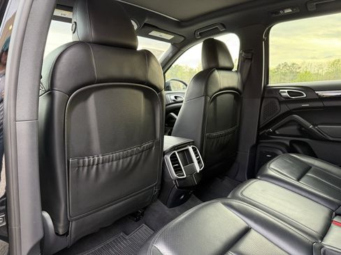 Used 2014 Porsche Cayenne Diesel image 37