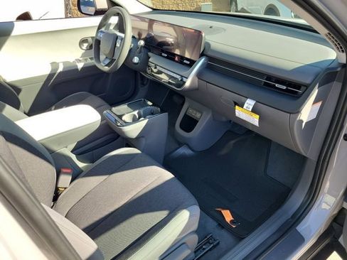 New 2026 Hyundai Ioniq 5 SE image 18