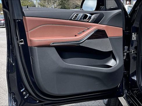 New 2026 BMW X5 xDrive40i w/ M Sport Package image 13