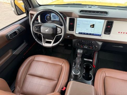 Certified 2023 Ford Bronco Heritage Edition AWD/4WD image 18