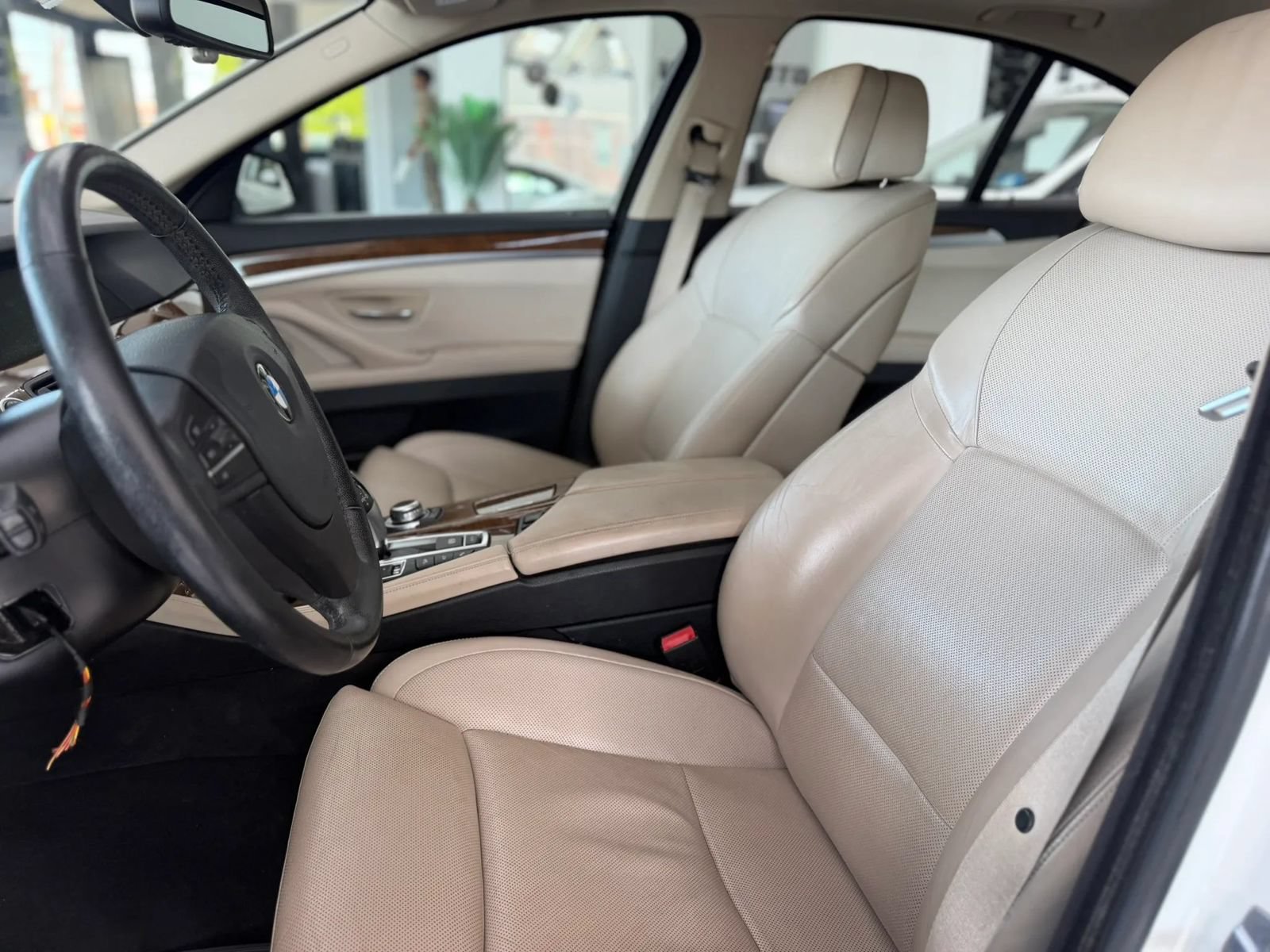 Used 2013 BMW 535i xDrive Sedan AWD/4WD image 5