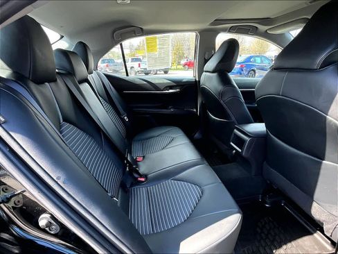 Used 2024 Toyota Camry SE w/ Cold Weather Package AWD/4WD image 16