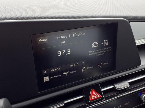 New 2026 Kia Niro LX FWD image 4