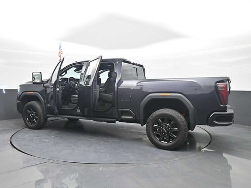 Used 2024 GMC Sierra 2500 AT4 w/ AT4 Premium Plus Package AWD/4WD image 47