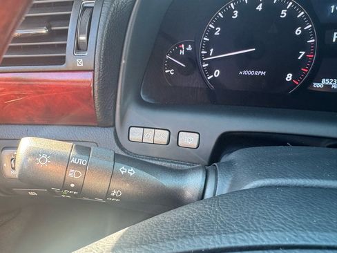 Used 2007 Lexus LS 460 image 25