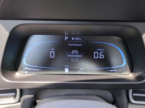 Certified 2026 Hyundai Elantra Sport FWD image 19