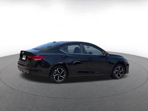 Used 2025 Nissan Sentra SV FWD image 16