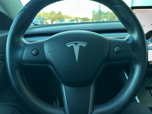 Used 2018 Tesla Model 3 Long Range image 21