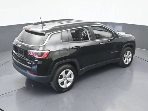 Used 2018 Jeep Compass Latitude w/ Popular Equipment Group AWD/4WD image 53