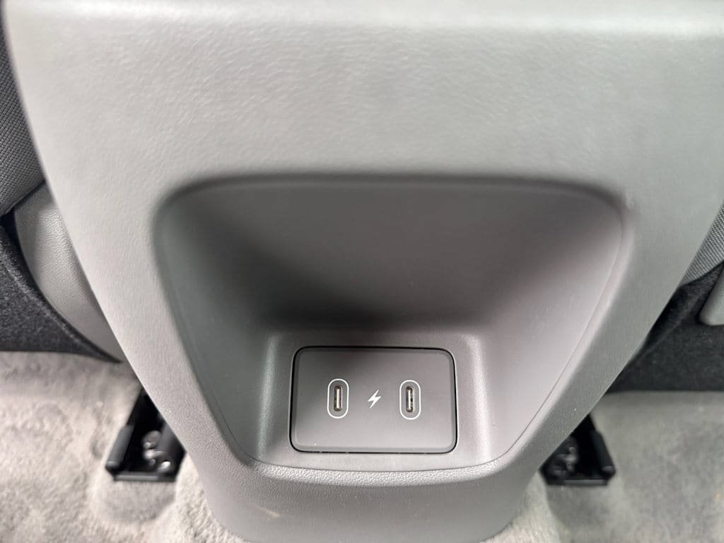 Used 2024 Hyundai Elantra Blue FWD image 8