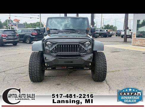 Used 2013 Jeep Wrangler Unlimited Sport AWD/4WD image 3
